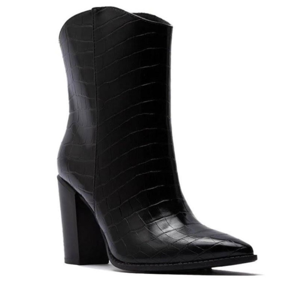 Qupid Croc Embossed Faux Leather Boots Size 10